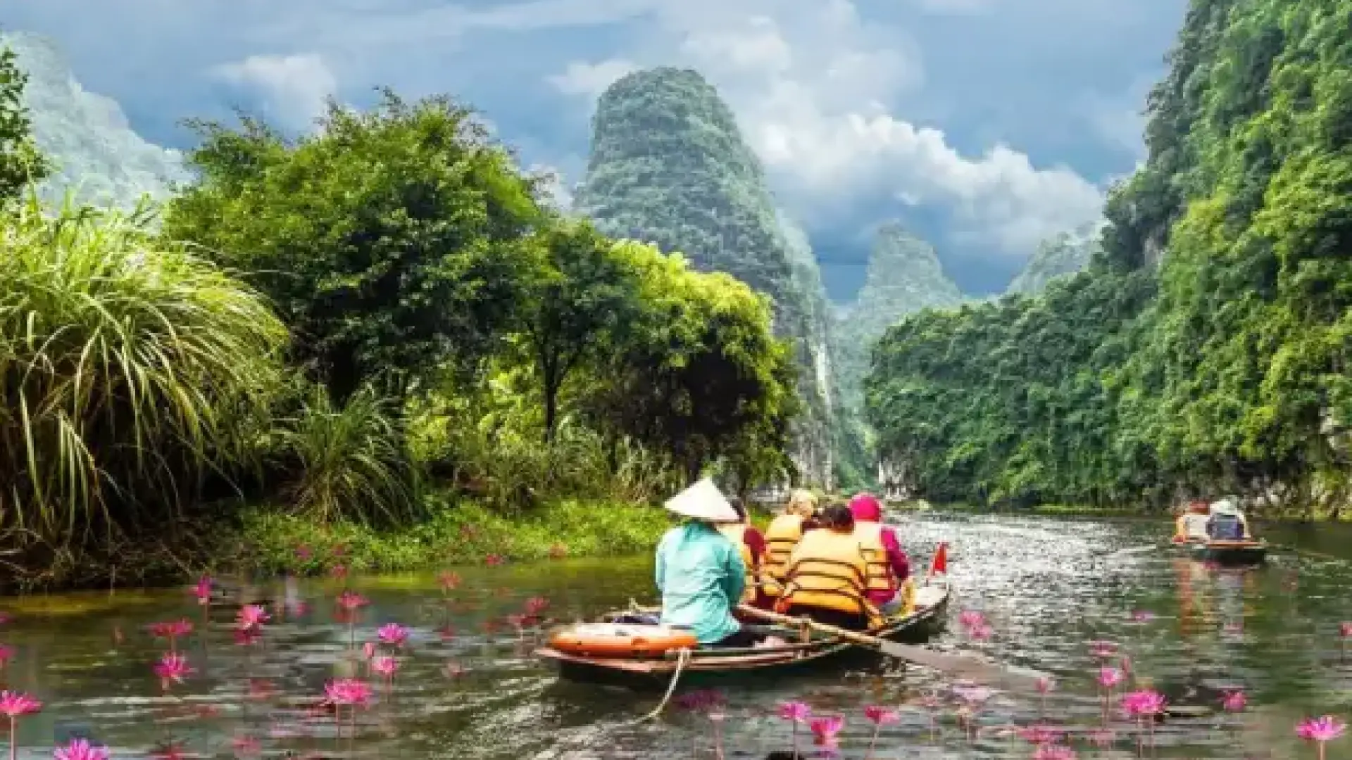 Vietnam Holiday Package  5 Nights / 6 Days